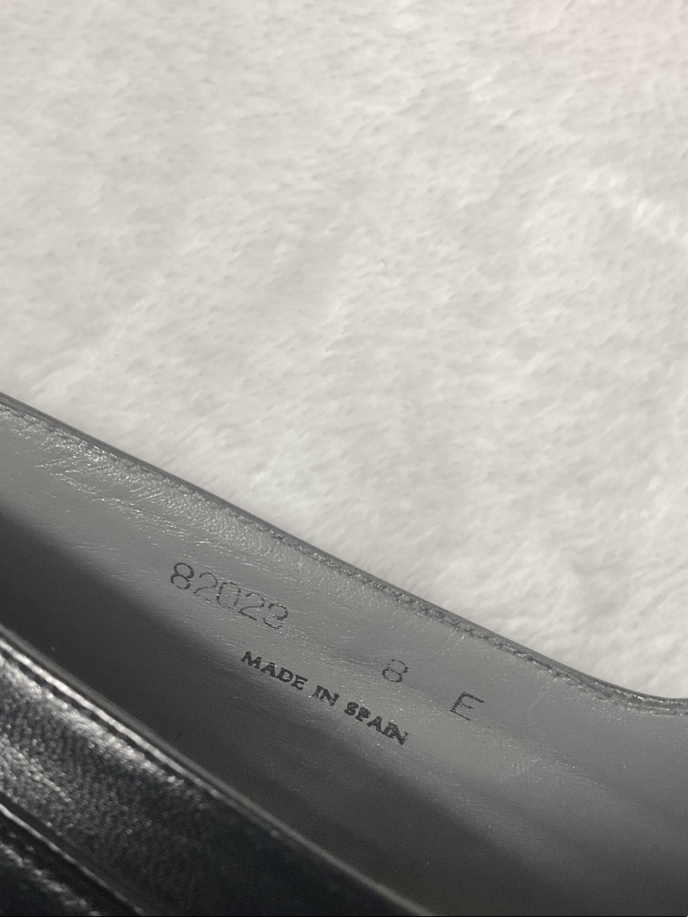 Florsheim Black Leather Textured Slip-On Loafers - Picture 8 of 10